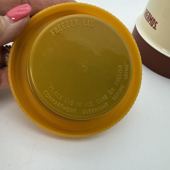 2 Vintage Thermos Cont. 1 King-Seeley Thermos Bottle Brown/Tan & 1 Aladdin 7000 - Picture 11 of 16